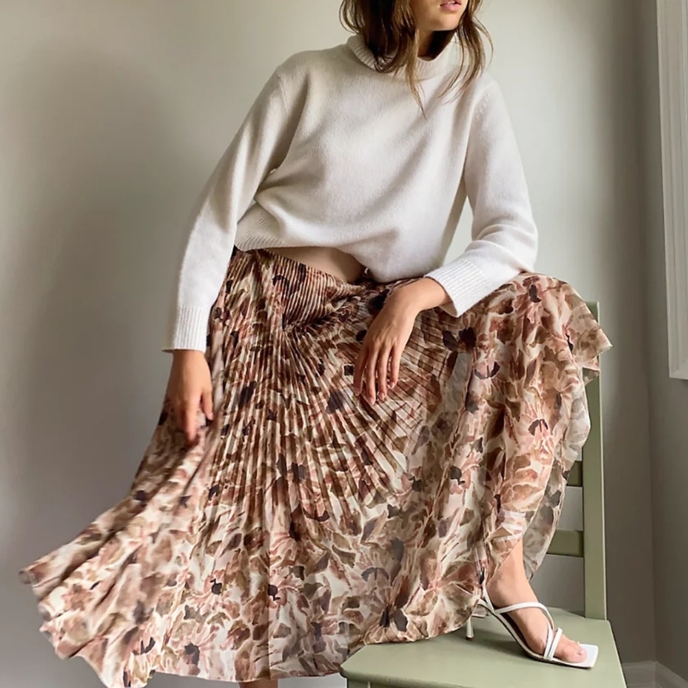 Aritiza Twirl skirt - Picture 6 of 6